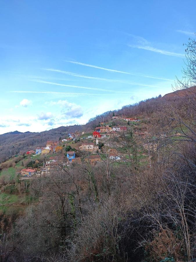 La Vallicuerra 미에레스 외부 사진